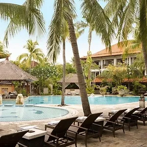 4* Hotel Santika Premiere Beach